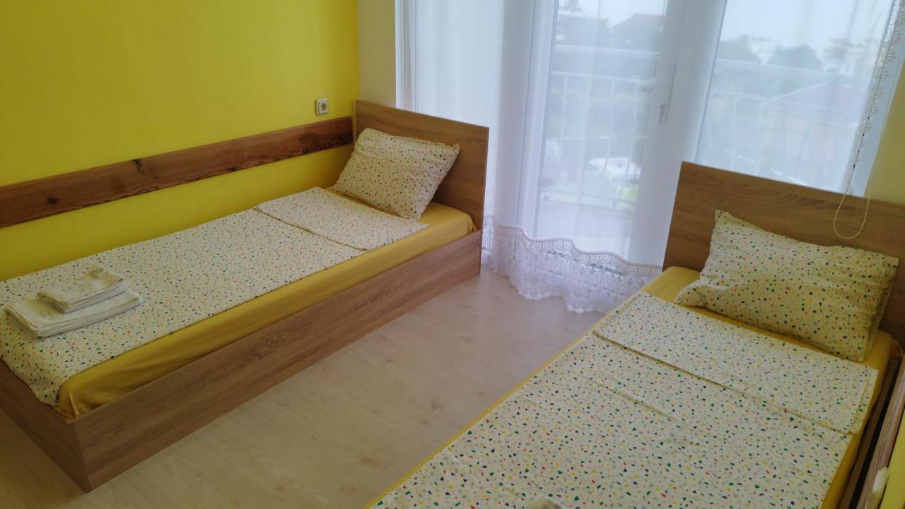 Family Hotel Kentavar 2 Бяла Екстер'єр фото